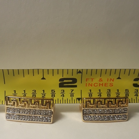 Brand new. Xuping gold tone earrings - Picture 6 of 8